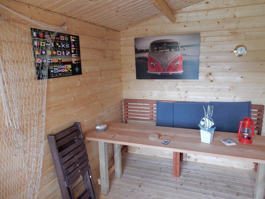 Ferienwohnungen Am Kleinen See Bergen Auf Rugen Exterior foto